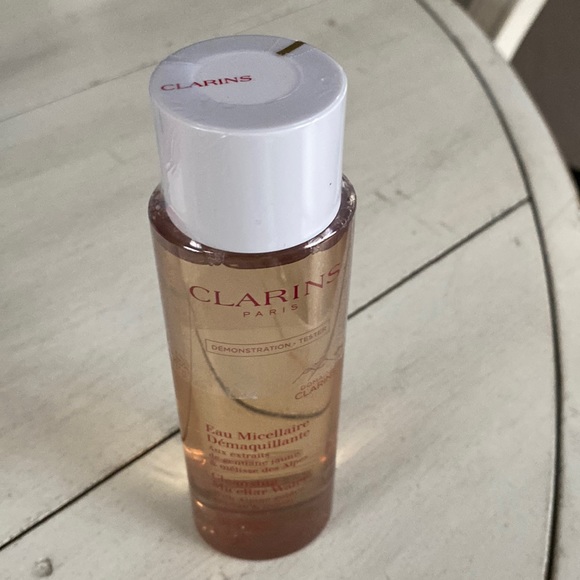 Clarins Cleansing Micellar Water, 6.7 Oz, New - Picture 1 of 3